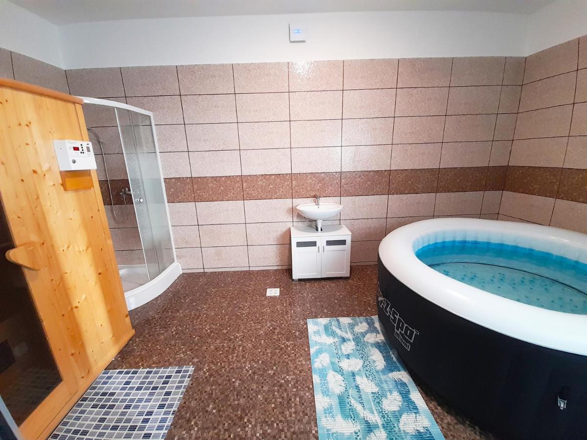 Matra Wellness Vendeghaz Hotell Parádsasvár Eksteriør bilde
